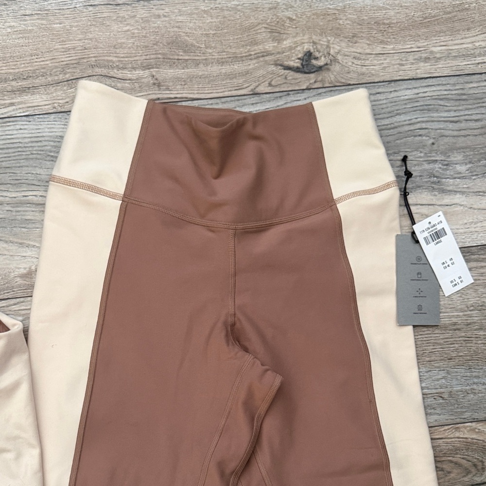 High-Waist Two-Tone Leggings and Crop Tank Set - Brown & Cream - Picture 5 of 7